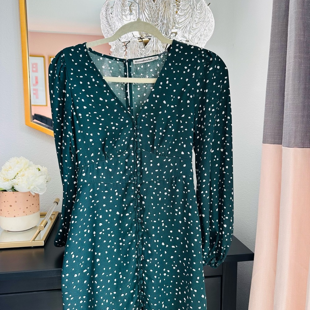 Elegant Green Polka Dot Abercrombie & Fitch Dress